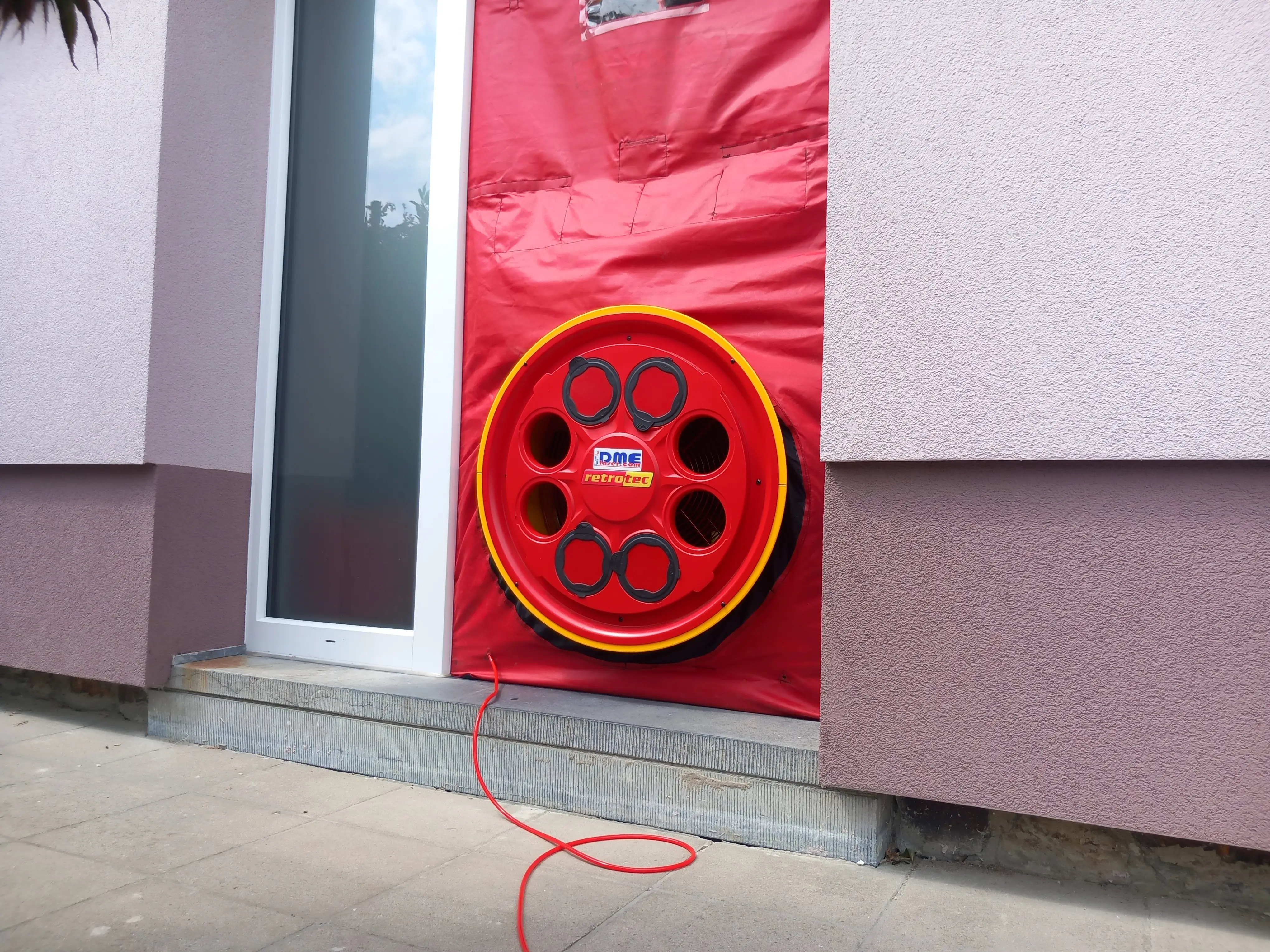 Test d'étanchéité à l'air (Blower Door) à Houffalize, province de Luxembourg